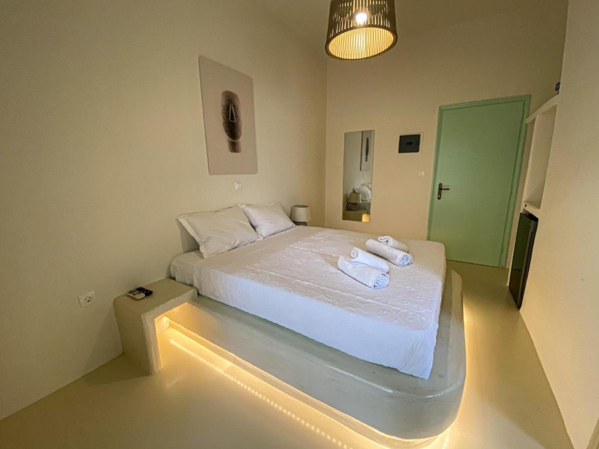 Orion Appartement Náousa Buitenkant foto