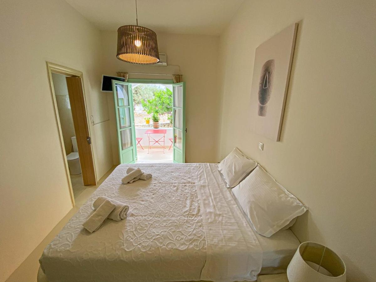 Orion Appartement Náousa Buitenkant foto