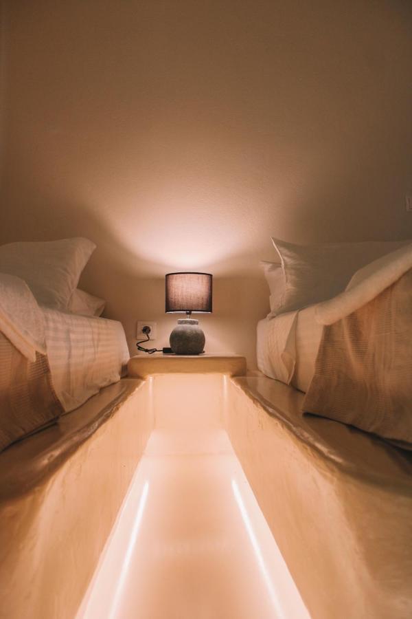 Orion Appartement Náousa Buitenkant foto
